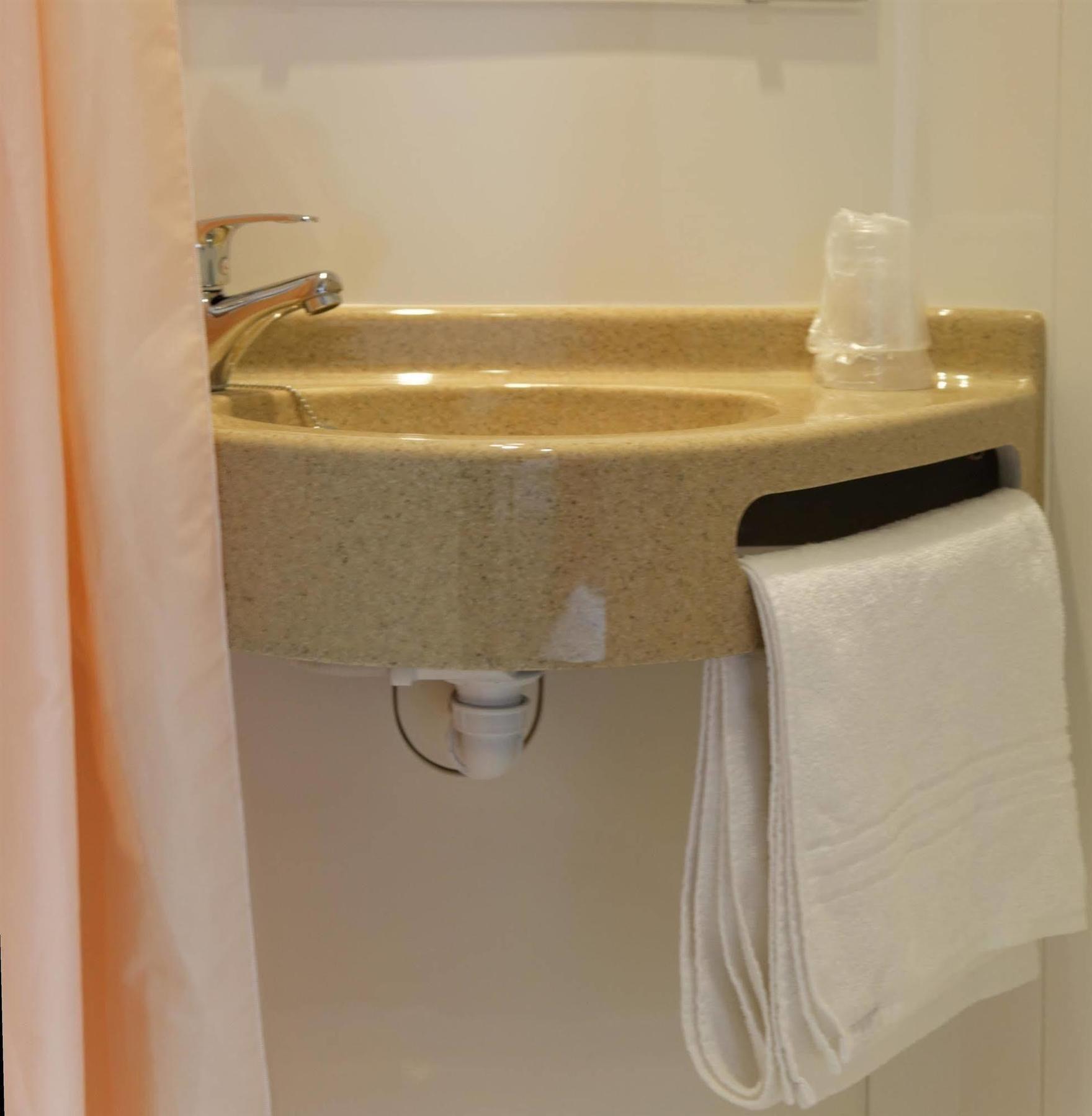 Premiere Classe Lyon Sud - - Pierre Benite Hotel